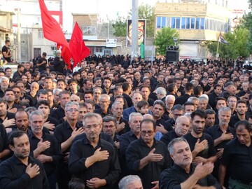 تصاویر/ عزاداری مردم چهاربرج در عصر عاشورای حسینی