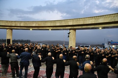 تصاویر/ مراسم عصر تاسوعای حسینی محرم الحرام در تپه شهدای گمنام خوی