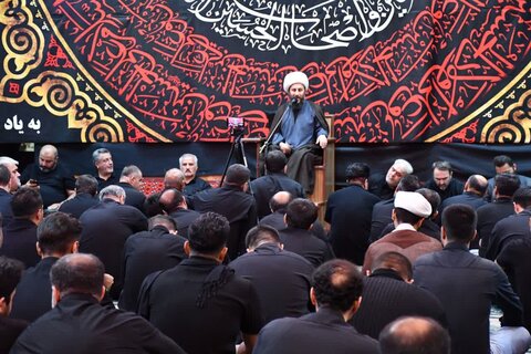 تصاویر/ مراسم سوگواری شب عاشورای حسینی در خوی