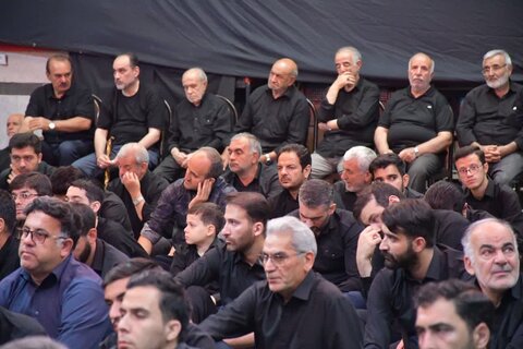 تصاویر/ مراسم سوگواری شب عاشورای حسینی در خوی