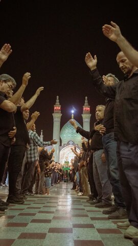 تصاویر/ عزاداری هیئات مذهبی آران وبیدگل شب عاشورای حسینی در هلال بن علی (ع)