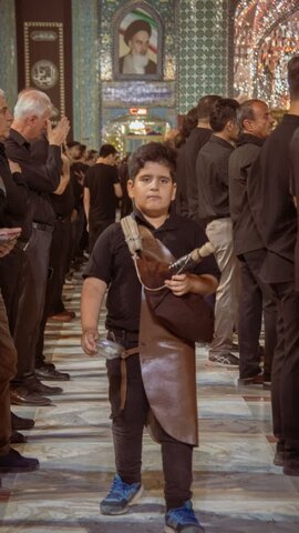 تصاویر/ عزاداری هیئات مذهبی آران وبیدگل شب عاشورای حسینی در هلال بن علی (ع)