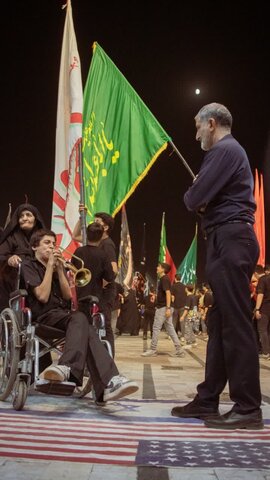 تصاویر/ عزاداری هیئات مذهبی آران وبیدگل شب عاشورای حسینی در هلال بن علی (ع)