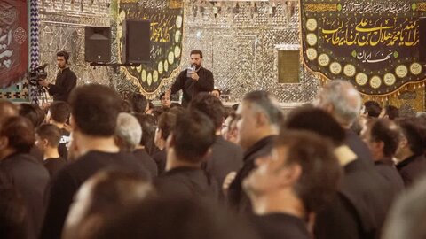 تصاویر/ عزاداری هیئات مذهبی آران وبیدگل شب عاشورای حسینی در هلال بن علی (ع)