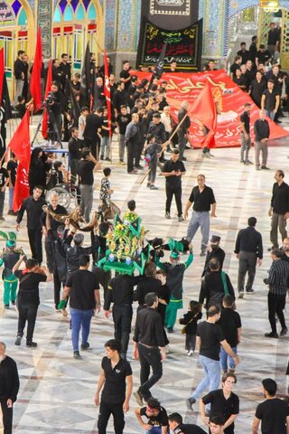 تصاویر/ عزاداری هیئات مذهبی آران وبیدگل شب عاشورای حسینی در هلال بن علی (ع)