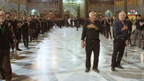 تصاویر/ عزاداری هیئات مذهبی آران وبیدگل شب عاشورای حسینی در هلال بن علی (ع)