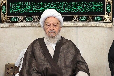 تصاویر/ مراسم عزاداری روز عاشورا در بیوت مراجع