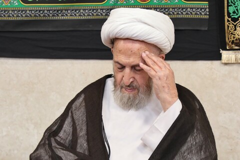 تصاویر/ مراسم عزاداری روز عاشورا در بیوت مراجع