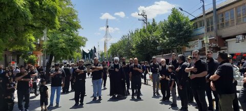 تصاویر/  عزاداری مردم ولایتمدار و شهیدپرور میاندوآب در عاشورای حسینی