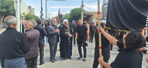 تصاویر/ عزاداری مردم شهرستان شوط در عاشورای حسینی