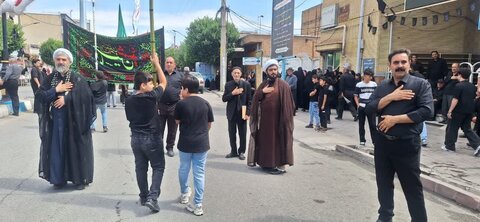 تصاویر/ عزاداری مردم شهرستان شوط در عاشورای حسینی