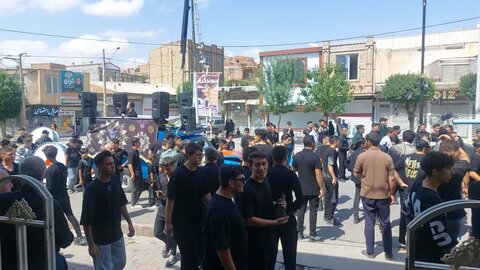 تصاویر/ عزاداری مردم شهرستان شوط در عاشورای حسینی