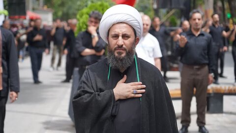 تصاویر/ عزاداری خیابانی مردم شهرستان خوی در عاشورای حسینی