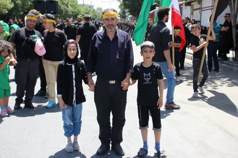 تصایر/ عزاداری خیابانی مردم شهرسستان تکاب در عاشورای حسینی