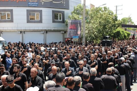 تصایر/ عزاداری خیابانی مردم شهرسستان تکاب در عاشورای حسینی