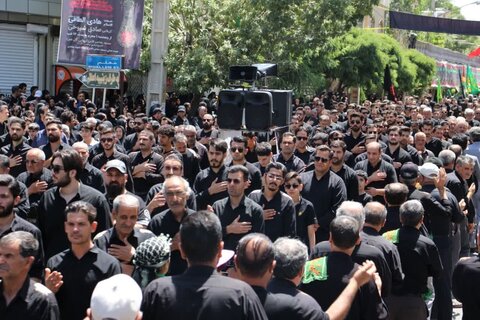 تصایر/ عزاداری خیابانی مردم شهرسستان تکاب در عاشورای حسینی