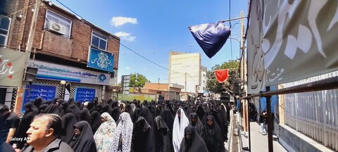 تصاویر/ اقامه نماز ظهر عاشورا در اسکو