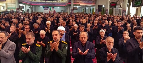 تصاویر/ اقامه نماز ظهر عاشورا در آذرشهر