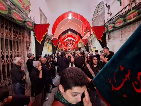 تصاویر/عزاداری عاشورای حسینی دربازارکاشان
