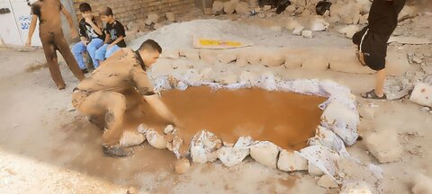 تصاویر/آیین گل‌مالی در شهرستان دره‌شهر