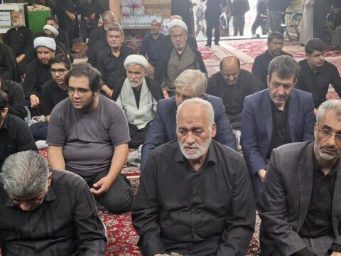 تصاویر/عزاداری عاشورای حسینی از طرف نماینده ولی‌فقیه در منطقه کاشان