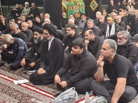 تصاویر/عزاداری عاشورای حسینی از طرف نماینده ولی‌فقیه در منطقه کاشان