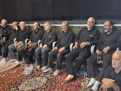 تصاویر/عزاداری عاشورای حسینی از طرف نماینده ولی‌فقیه در منطقه کاشان