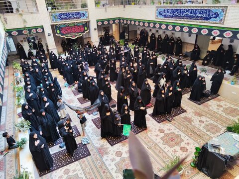 تصاویر/ مراسم عزاداری عاشورای حسینی در مدرسه علمیه ریحانة الرسول ارومیه