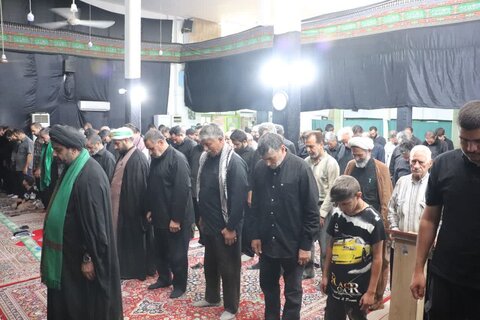 تصاویر/ اقامه نماز ظهر عاشورا در شهرستان مهران