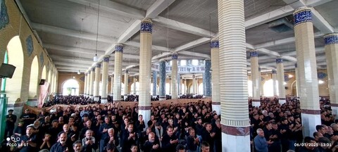 تصاویر / اقامه نماز ظهر روز عاشورا در فامنین