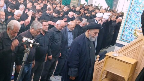 تصاویر/ اقامه نماز ظهر عاشورا در میانه