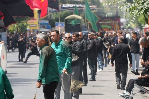 تصاویر/برگزاری آیین عزاداری عاشورای حسینی در ارومیه