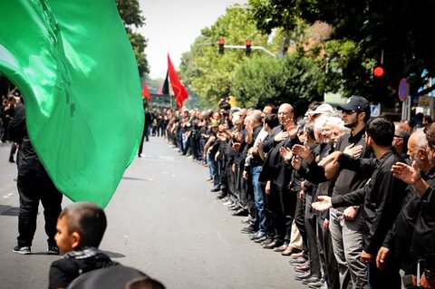 تصاویر/برگزاری آیین عزاداری عاشورای حسینی در ارومیه