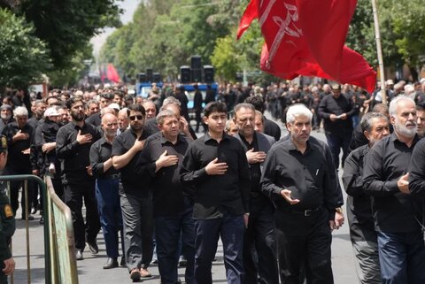 تصاویر/برگزاری آیین عزاداری عاشورای حسینی در ارومیه