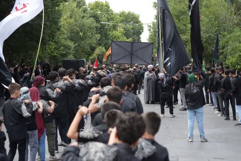 تصاویر/برگزاری آیین عزاداری عاشورای حسینی در ارومیه