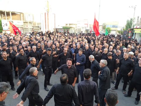 تصاویر/ عزاداران چهاربرج درعصر عاشورای حسینی