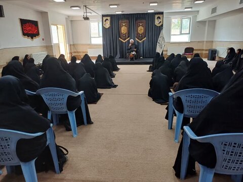 تصاویر/ عزاداری روز عاشورا در مدرسه علمیه زینب کبری (س) ارومیه