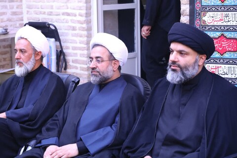 مراسم عزاداری اباعبدالله الحسین علیه السلام در روز دهم محرم در مدرسه علمیه شفیعیه