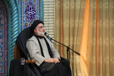 تصاویر/برگزاری مراسم  عزاداری در دفتر امام جمعه ایلام