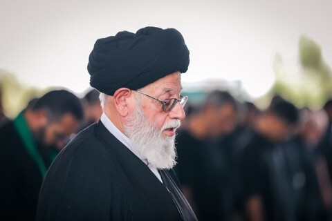 عزاداری روز عاشورا در جوار شهدای استان یزد