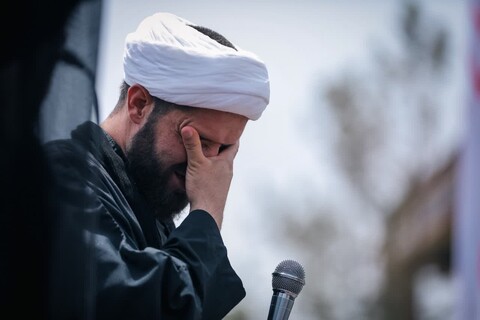 عزاداری روز عاشورا در جوار شهدای استان یزد