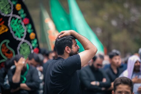 عزاداری روز عاشورا در جوار شهدای استان یزد