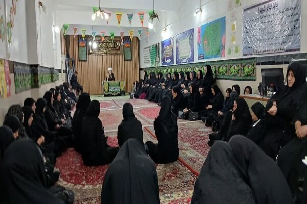 بانوان ایرانی با سلیقههای متفاوت ارادتشان را به ولایت فقیه ثابت کردند