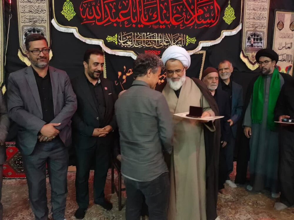 لوح آیین سنتی دوطفلان مسلم روستای ویدوجا رونمایی شد +تصاویر