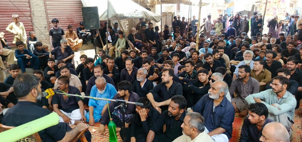 کربلا کا پیغام؛ ظلم کے خلاف قیام اور انسانیت کی نجات ہے/آج کے یزیدوں کا مقابلہ کرنے کے لیے حسینی کردار اپنانا ہوگا، علامہ مقصود علی ڈومکی