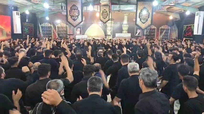 فیلم| عزاداری مردم گناوه در عاشورا