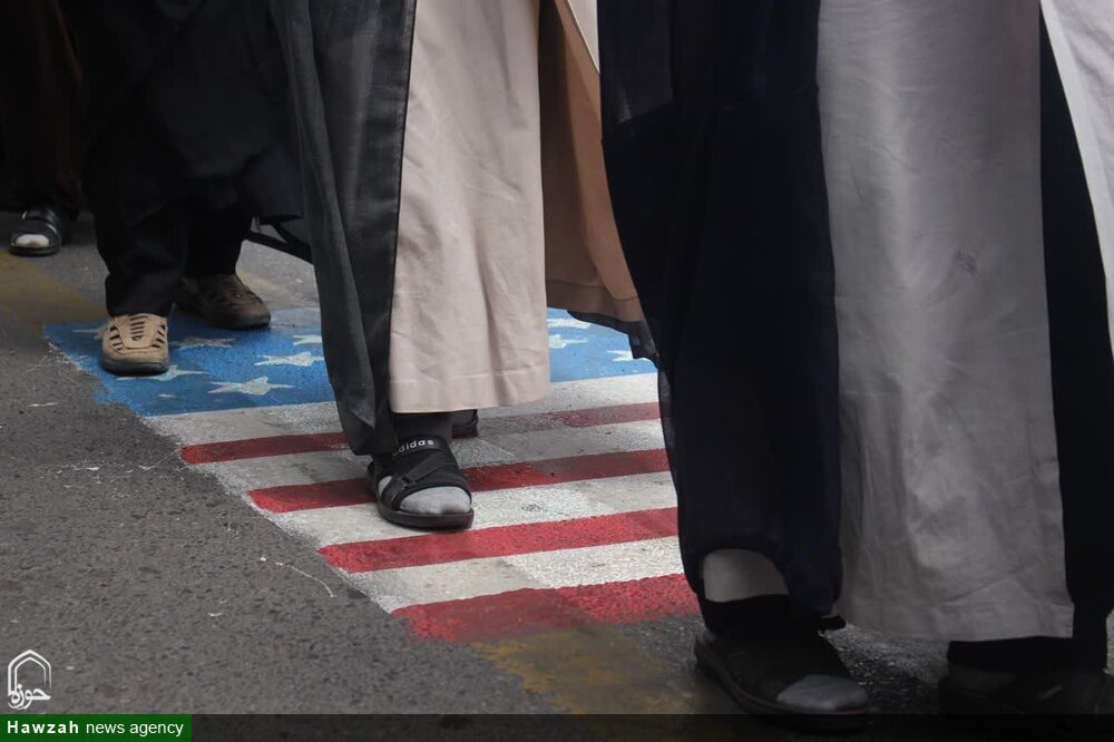 تصاویر / مراسم عزاداری هیئت بقیه الله الاعظم (عج) حوزه علمیه مرند