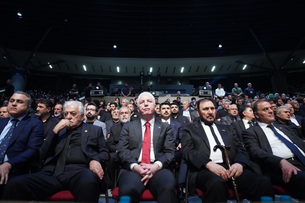 Ehli Beyt dostları Halkalı’da Hz.Hüseyin'e (a.s) Lebbeyk Dedi