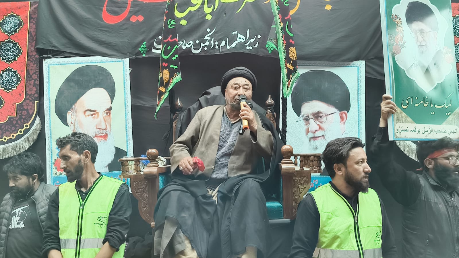 تصاویر/ سورو ویلی کارگل لداخ میں یومِ عاشوراء کا عظیم الشان جلوس برآمد؛ رہبرِ انقلاب کی حمایت کا اعلان