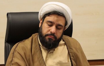 رهبر انقلاب حوزه علمیه را یک جریان تاریخی در امتداد رسالت انبیا می‌دانند / فقاهت در حوزه‌های علمیه یعنی «فقه امّت‌ساز»